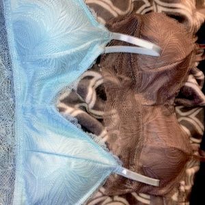 These are blue and grey bra’s sized medium from forever 21.